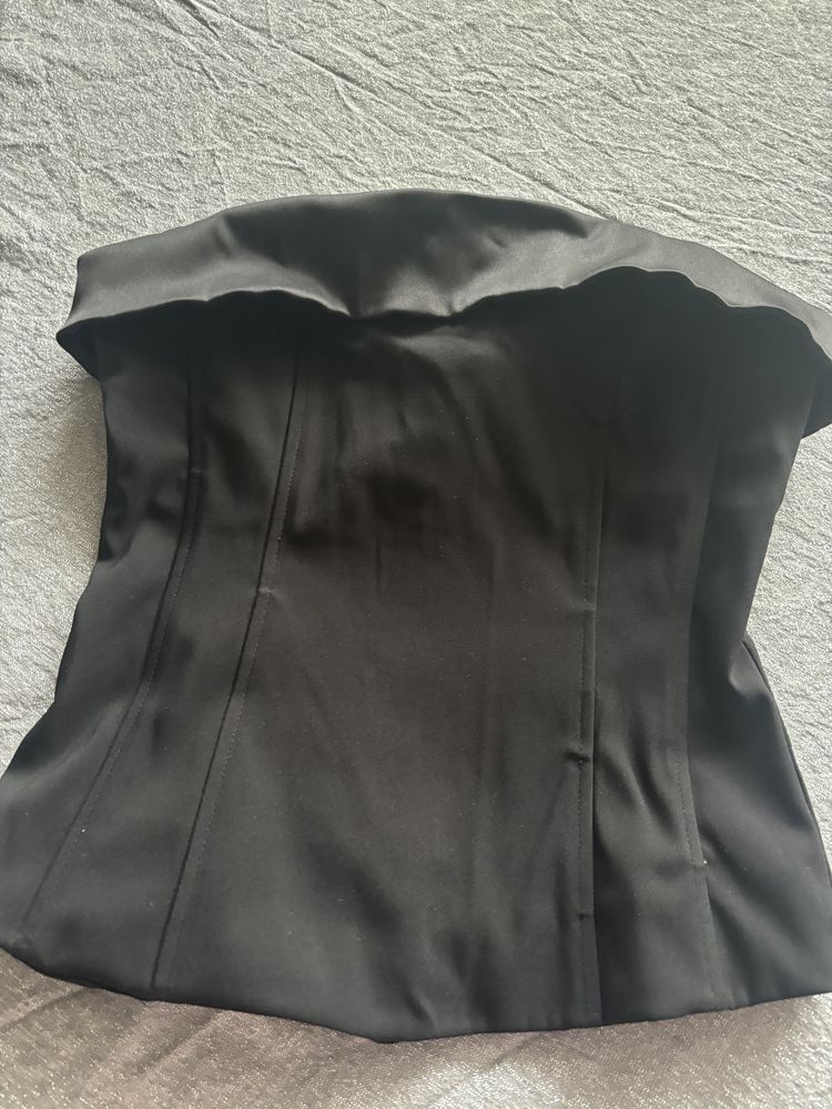 Gorset na fizbinach .H&M