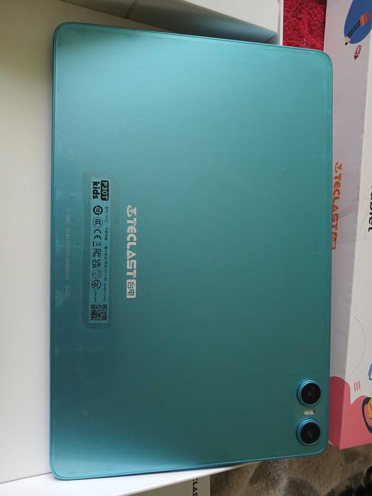 Планшет Teclast P30T з футляром
