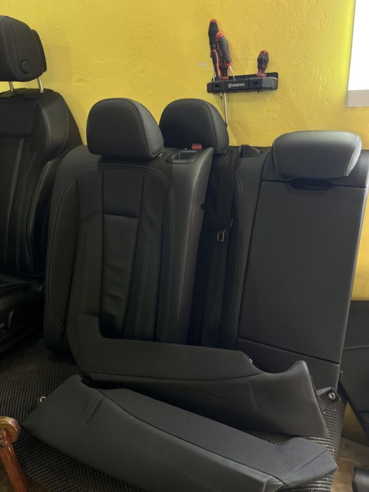 Салон a4 rest 2021 рік, спортивні сидіння карти обшивки