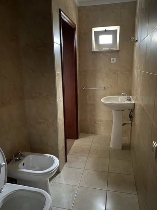 Arrendo andar moradia T3