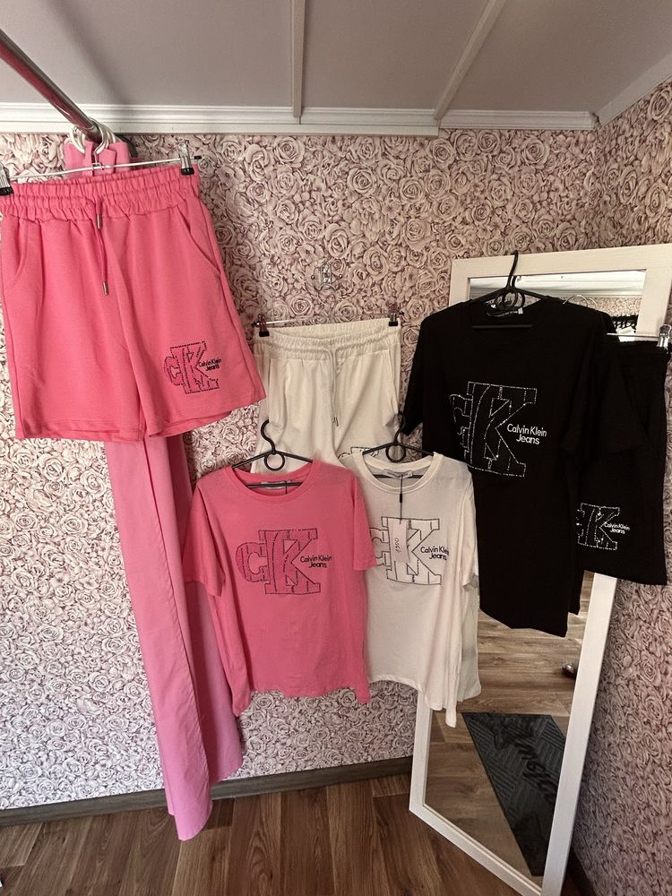 Продам женские майки