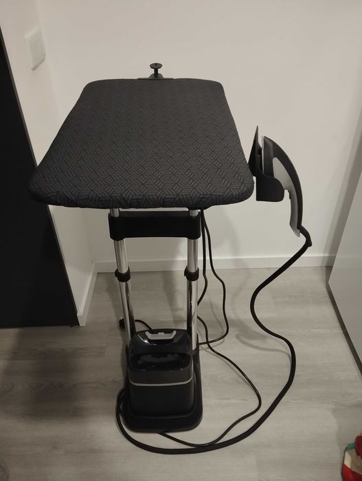 Ferro de Engomar Vertical Rowenta