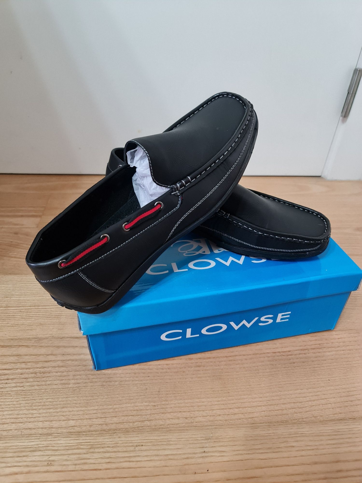 Sapatos vela Clowse tamanho 44