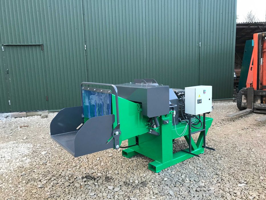 Електричний подрібнювач, щепоріз, дробарка RPE30, RPE55