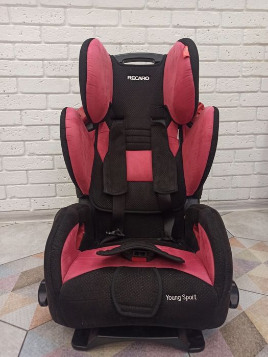 Акция!!!  1890 грн. Автокрісло Recaro Young Sport (9-36 кг)