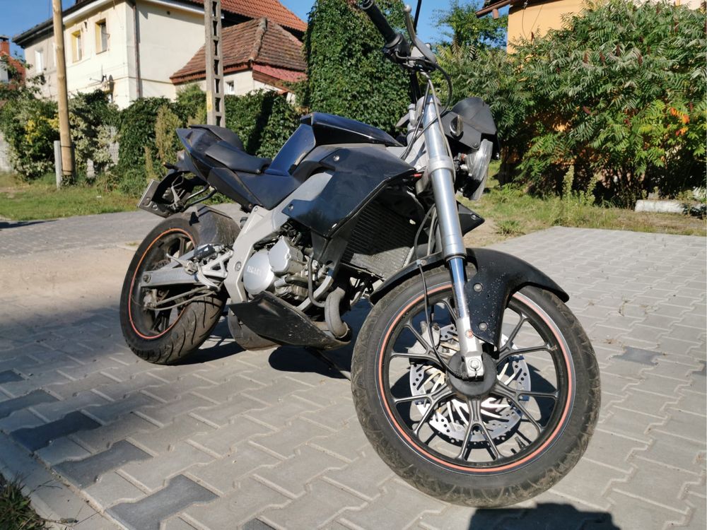 Motor derbi 125 z silnikiem yamaha