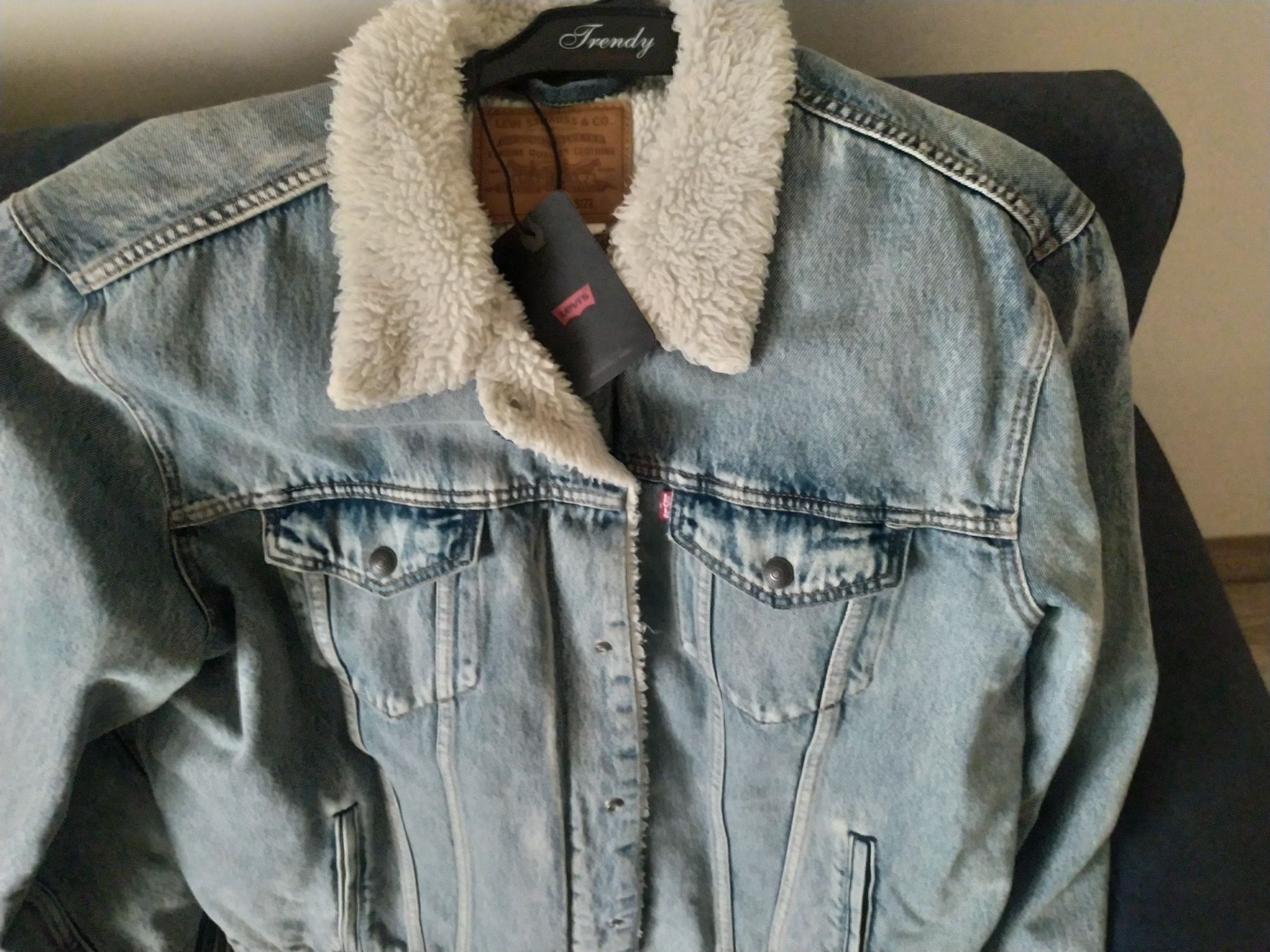 Kurtka Levi's by trucker XL nowa z metką