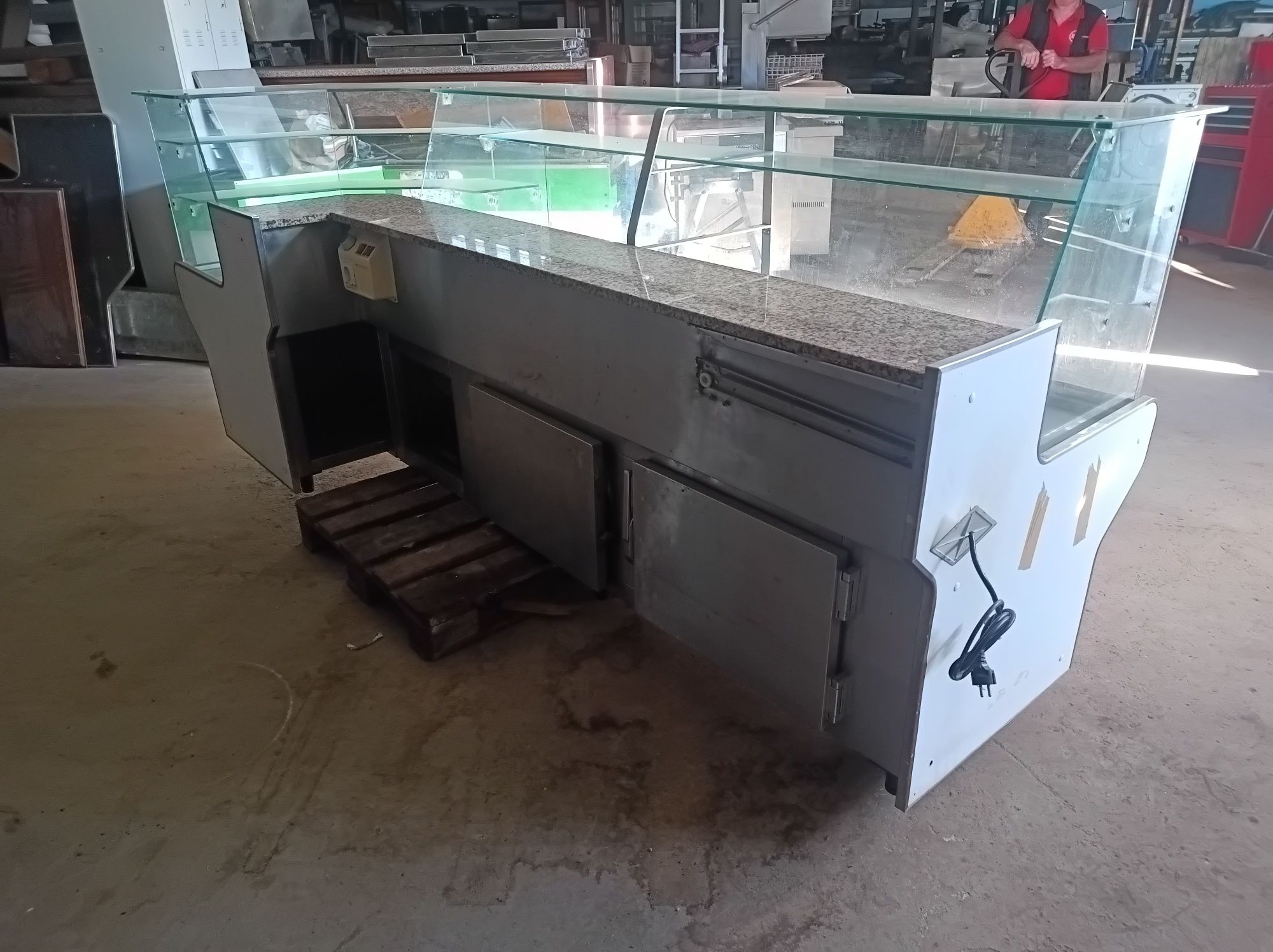Vitrine expositora refrigerada