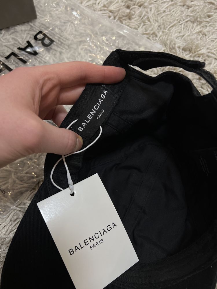 Balenciaga heron preston кепка