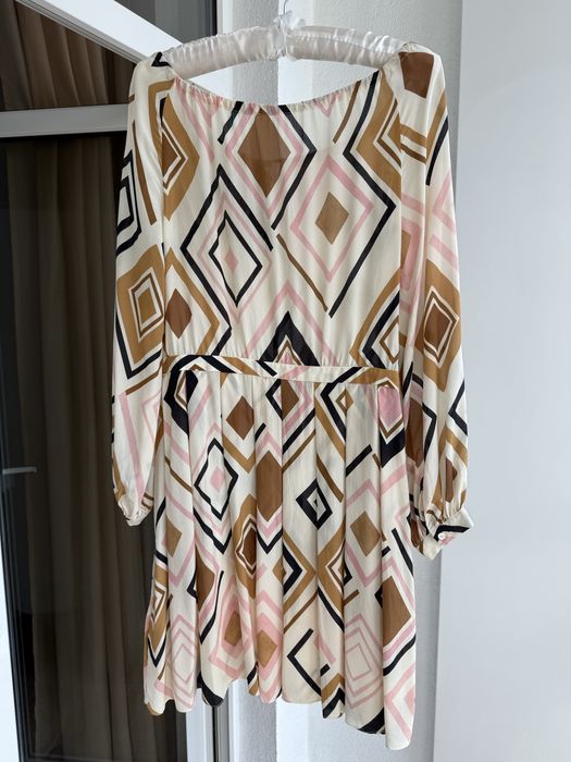 Шелковое платье бежевое миди из натурального шелка s/m