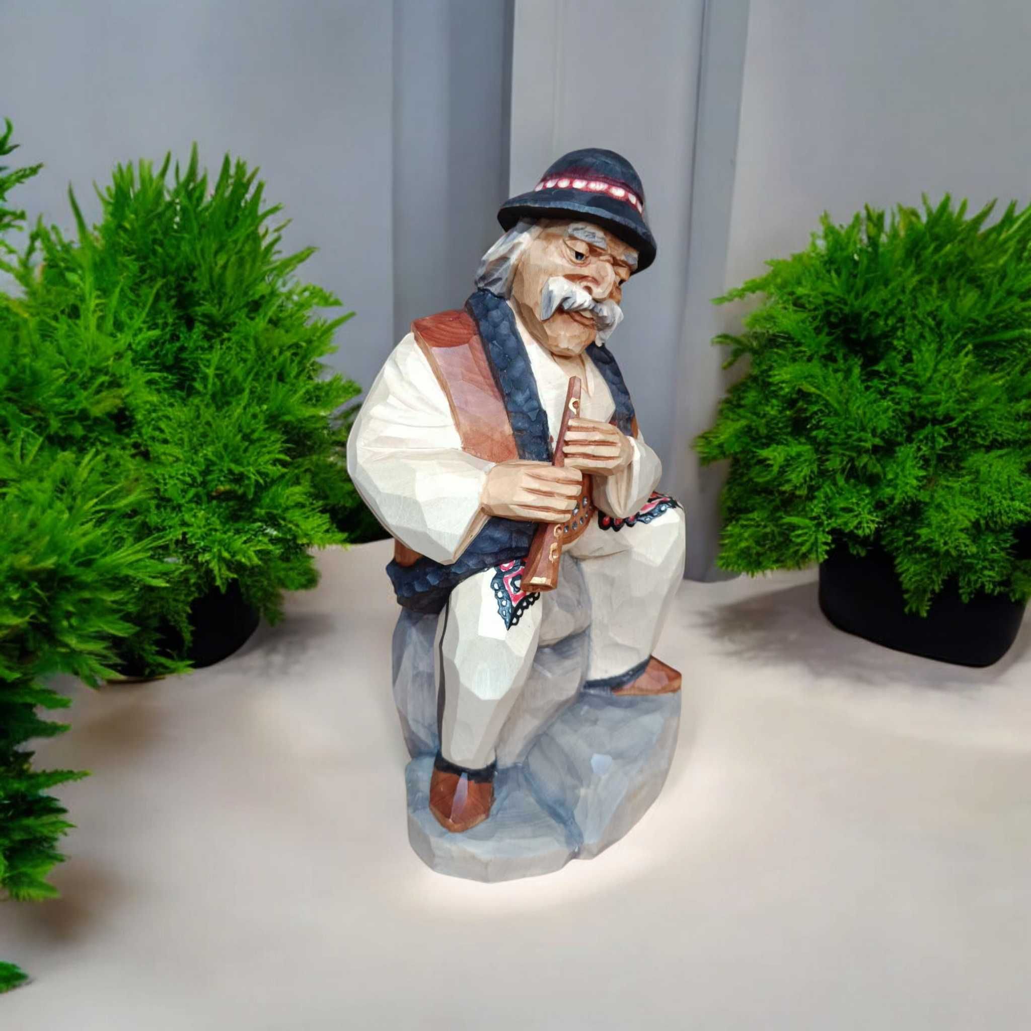 Tradycyjna Rzeźba Górala 26 cm Rzeźba Góralska