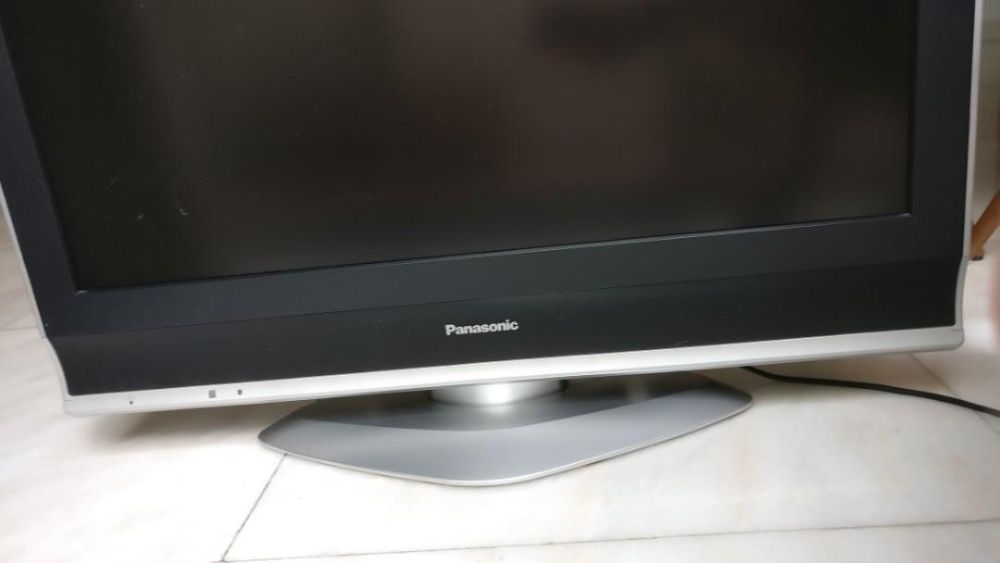 TV LCD Panasonic TX-32LX70F (32 polegadas)