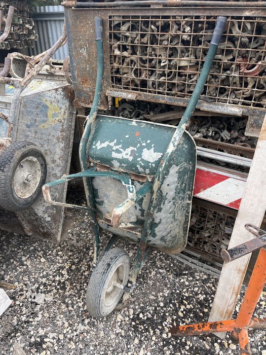 Carrinho de mão obra grueta