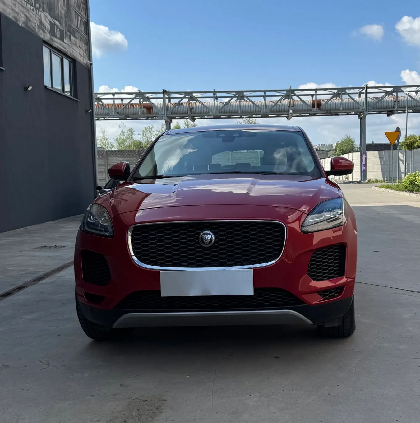 Jaguar E-Pace Godne uwagi, niski przebieg