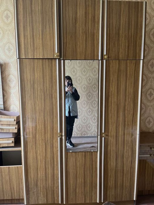 Шкаф, кровать, тумбочка