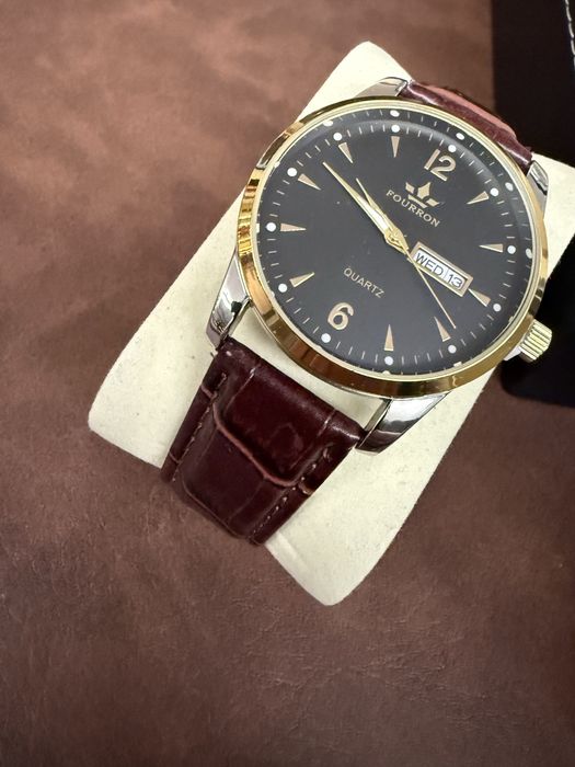 Lote 12 relógios + caixa de coleção - ideal para prendas de Natal