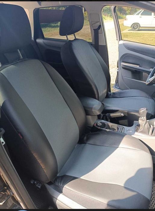 Чехлы на сиденья автомобиля / Чохли на сидіння шкіряні чехли чехол