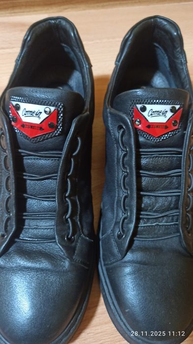 Продам шкіряні туфлі