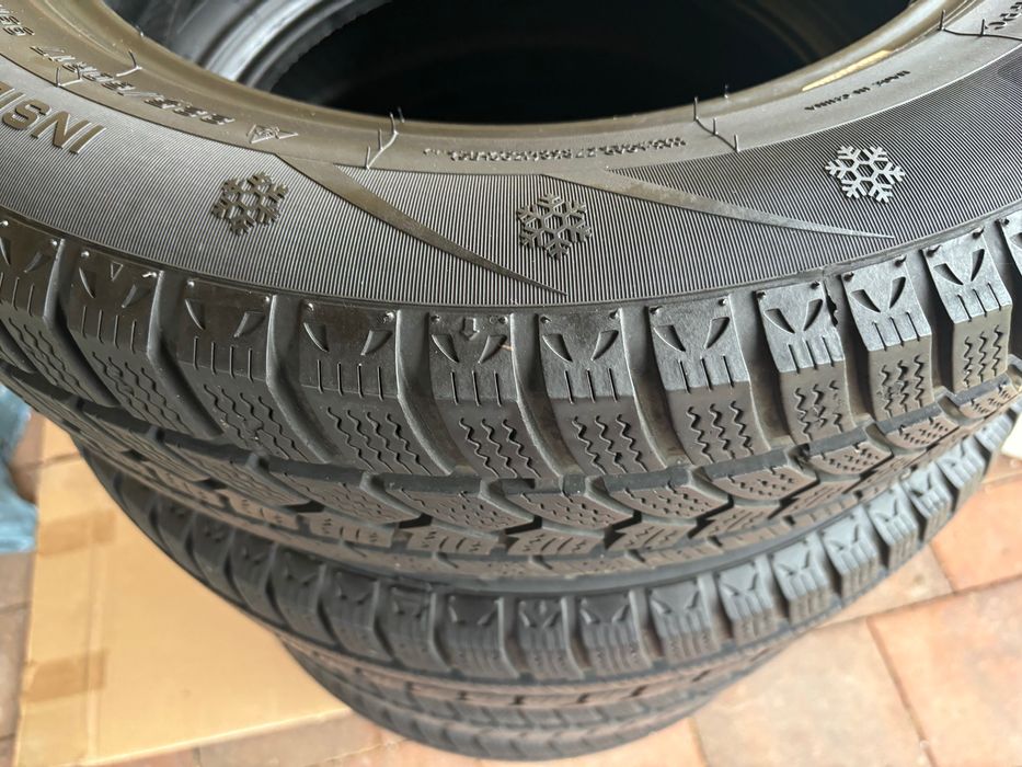 Opony zimowe 4 sztuki Sunfull 225/60 R17