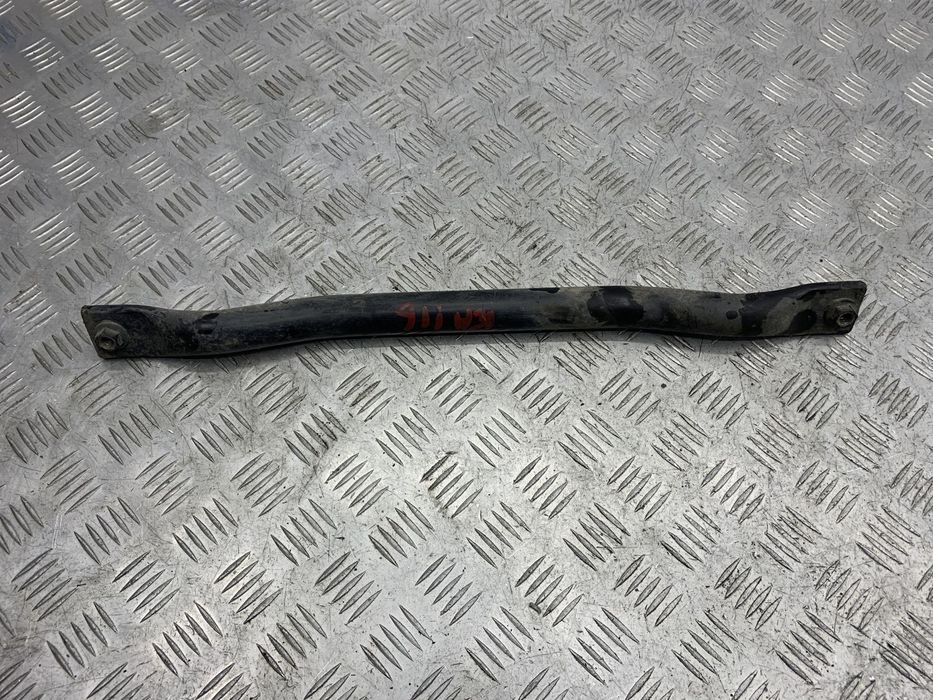 Распорка задней подвески LR025941 для Land Rover Range Rover Evoque 20