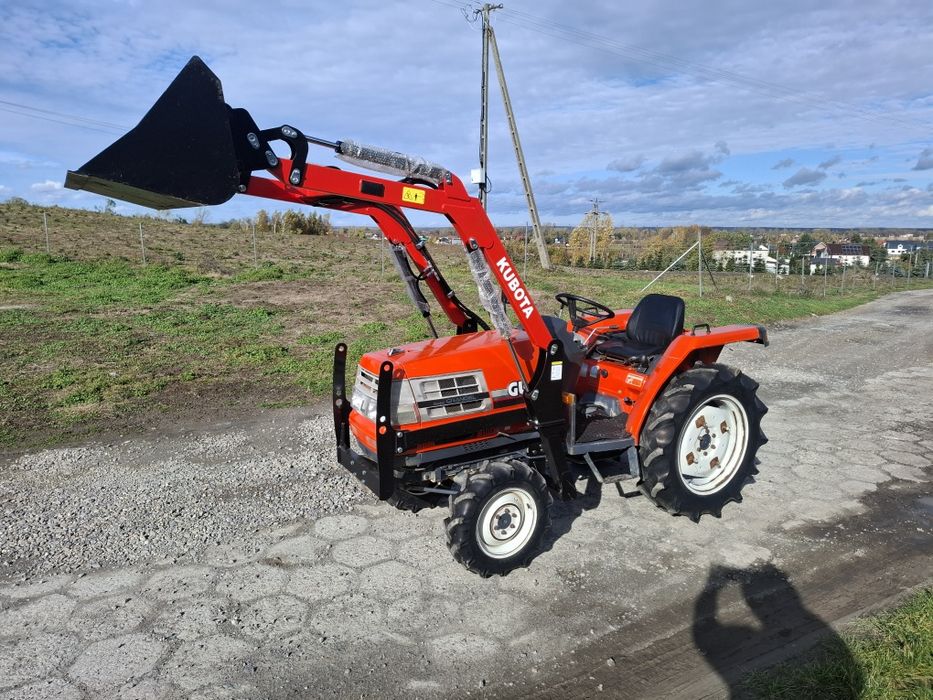 Traktor traktorek 4x4 KUBOTA GL 23 z turem śliczny FV