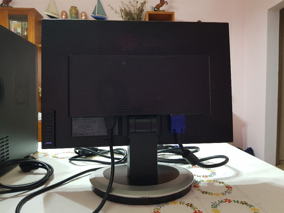 Computadores Desktop Intel E2180, 2GB, HD5670 + Monitore LG L194WS