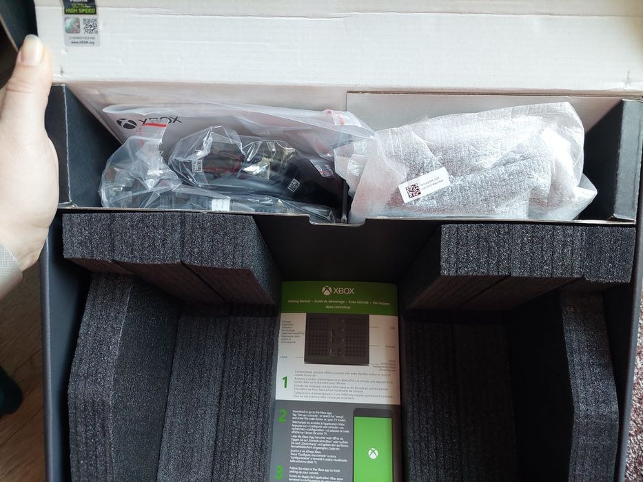 Консоль / ігрова приставка Xbox series X 1tb (889842640809) open box