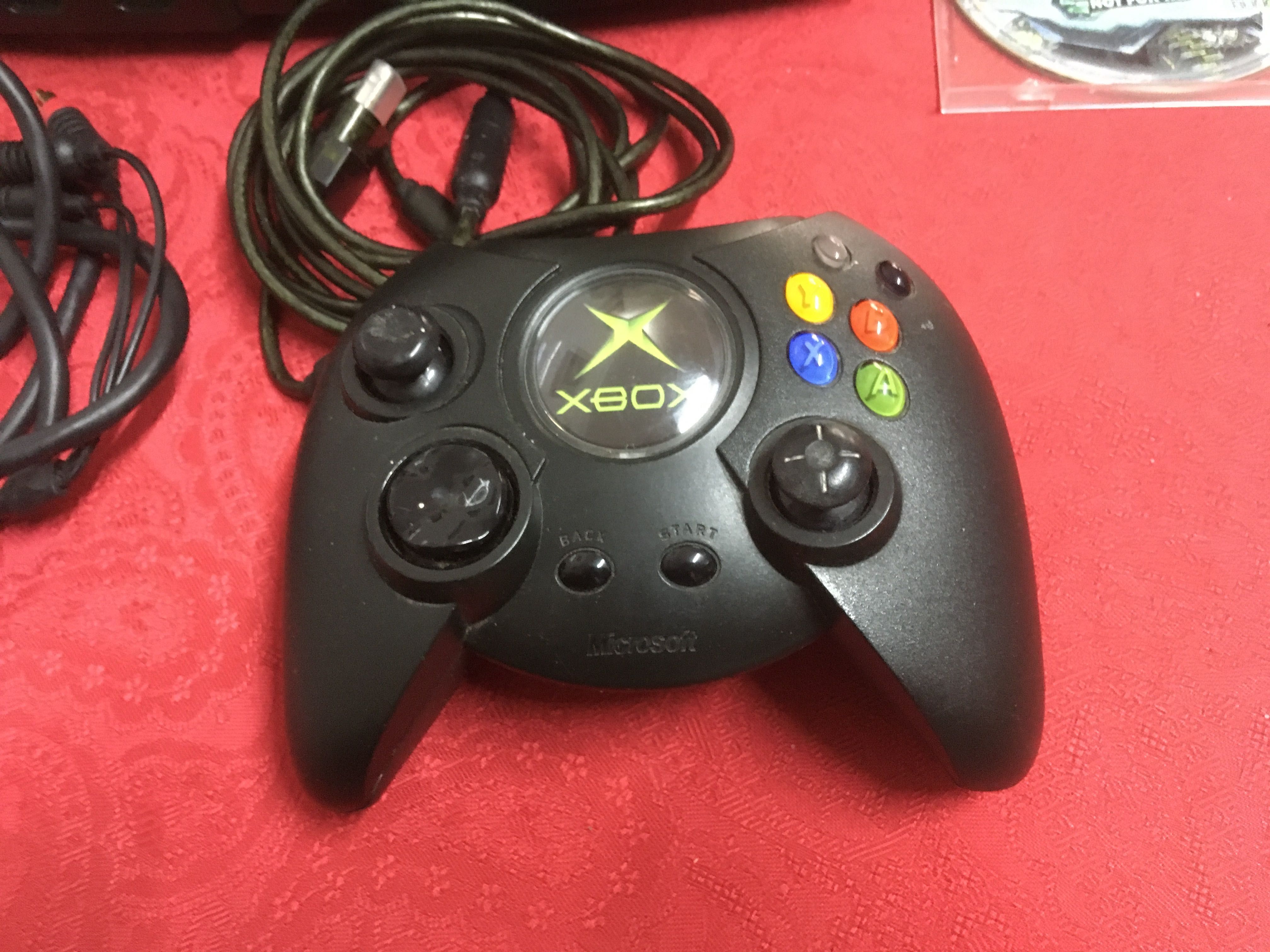 XBOX Clássica/1.a geração-Comando original e 2 jogos