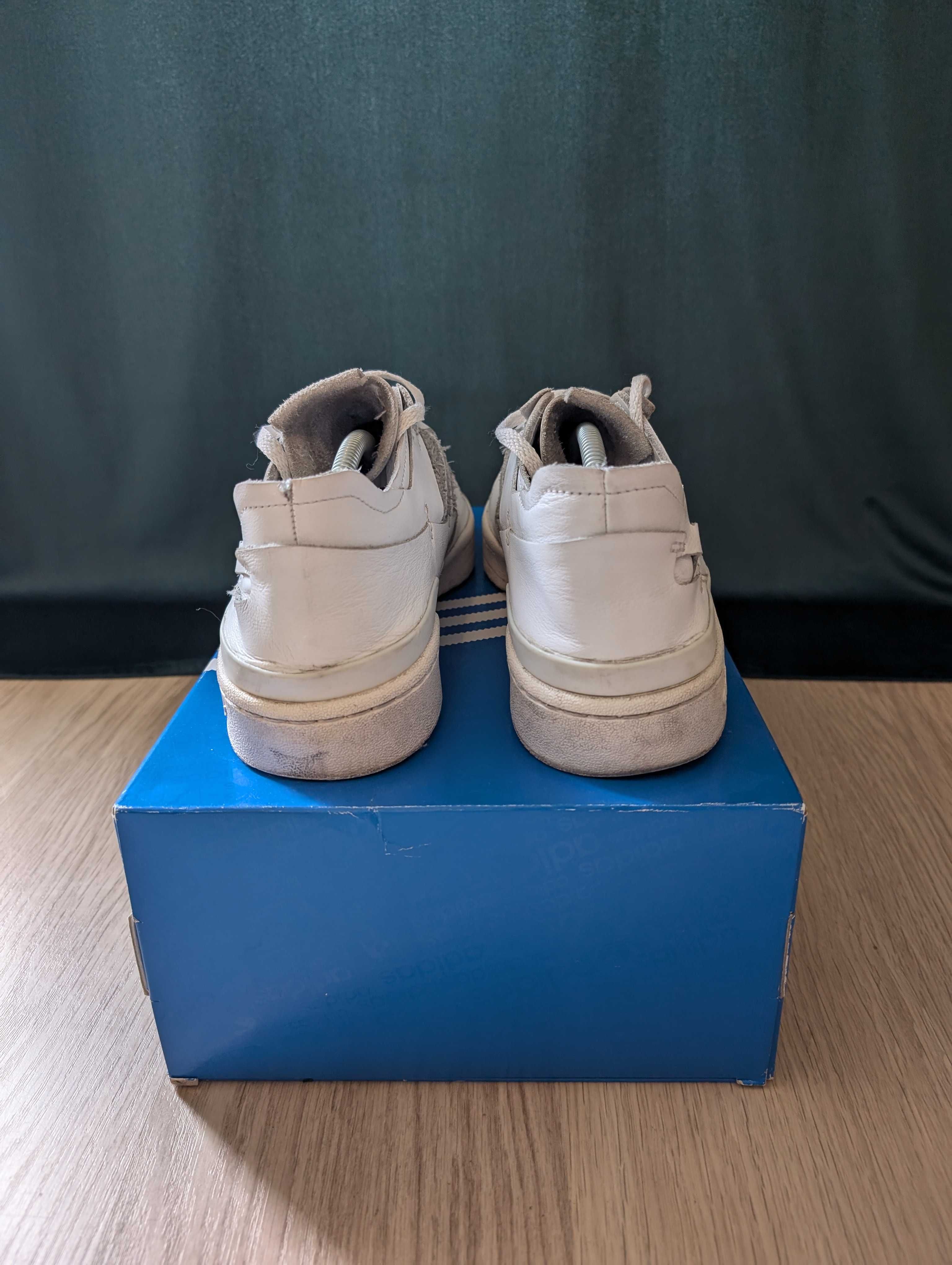 Buty Adidas Forum 84 Low Minimalist IC [45 1/3]