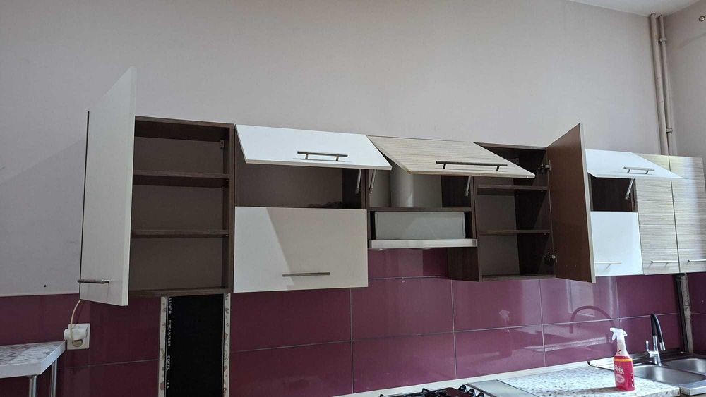 komplet mebli kuchennych