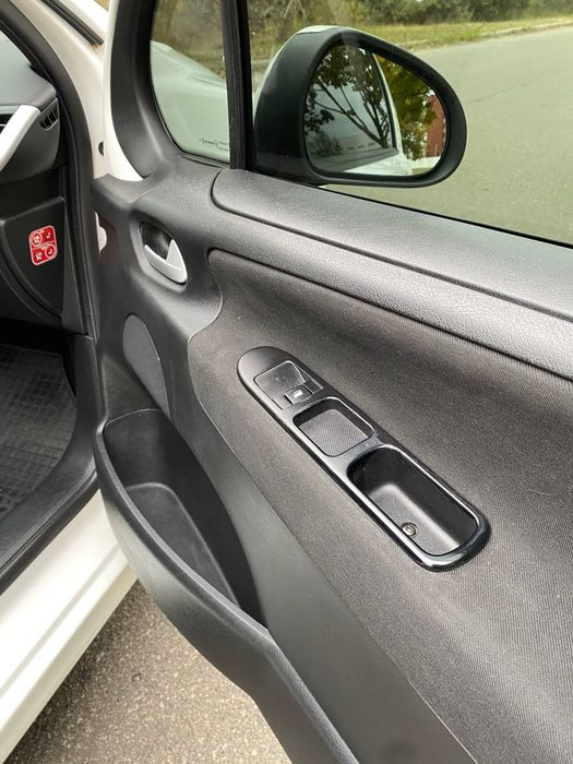 Продам авто Peugeot 207