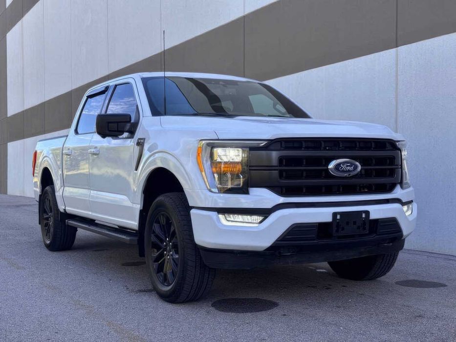 Ford F-150 XLT      2022