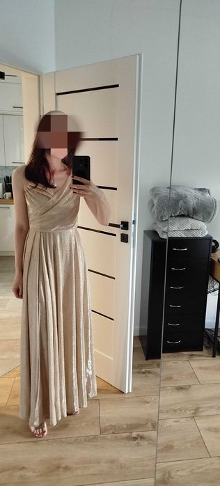 Sukienka maxi z rozcięciem