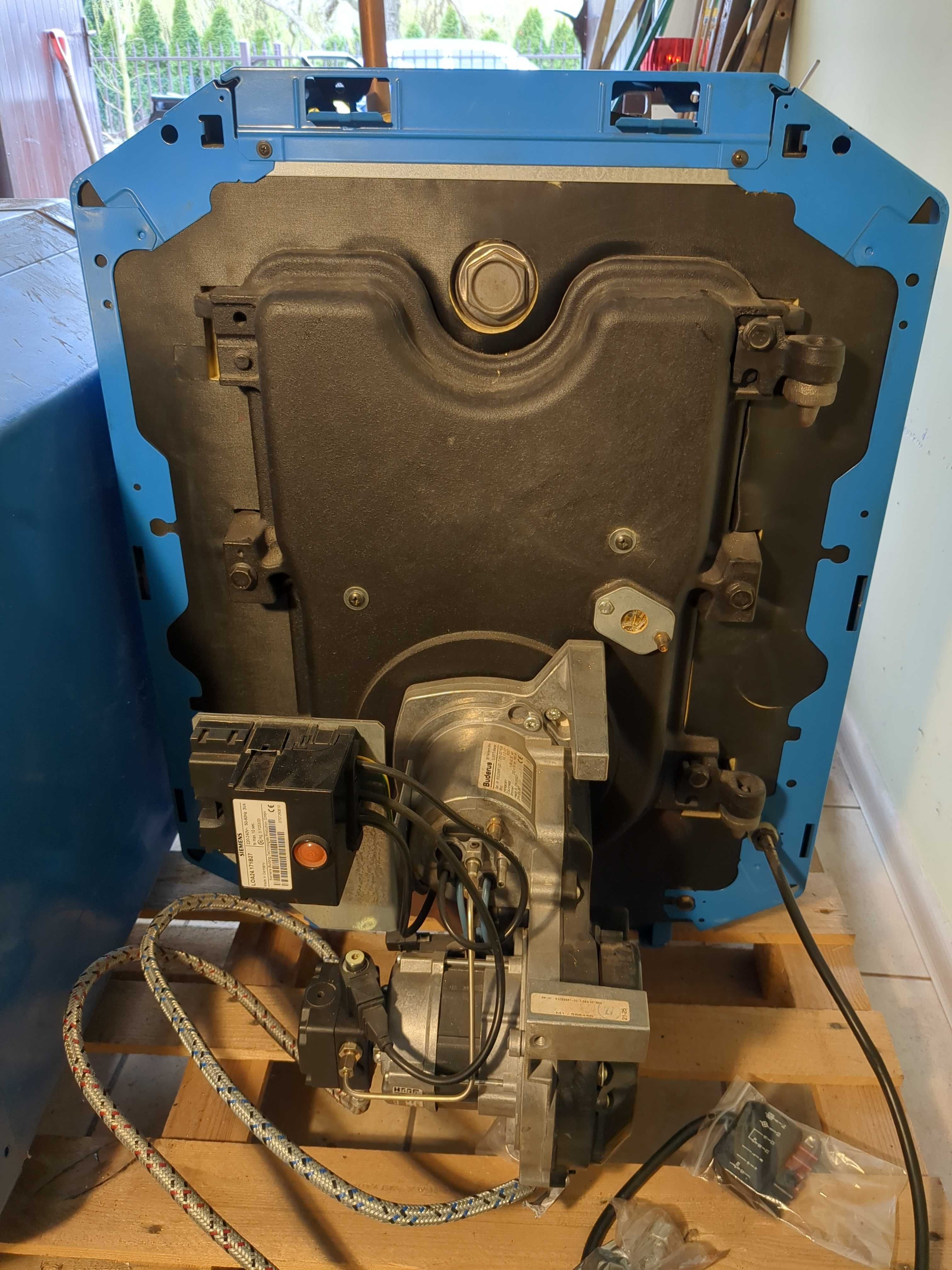 Piec kocioł olejowy Buderus Logano G125 WS SE 21-25 kW olej opałowy