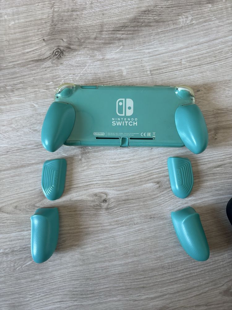 Nintendo switch lite + etui i 4 gry Wiedżmin, BOTW