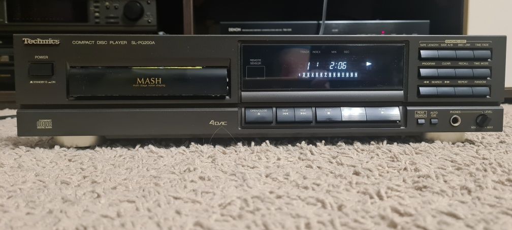 Odtwarzacz CD Technics SL-PG200A