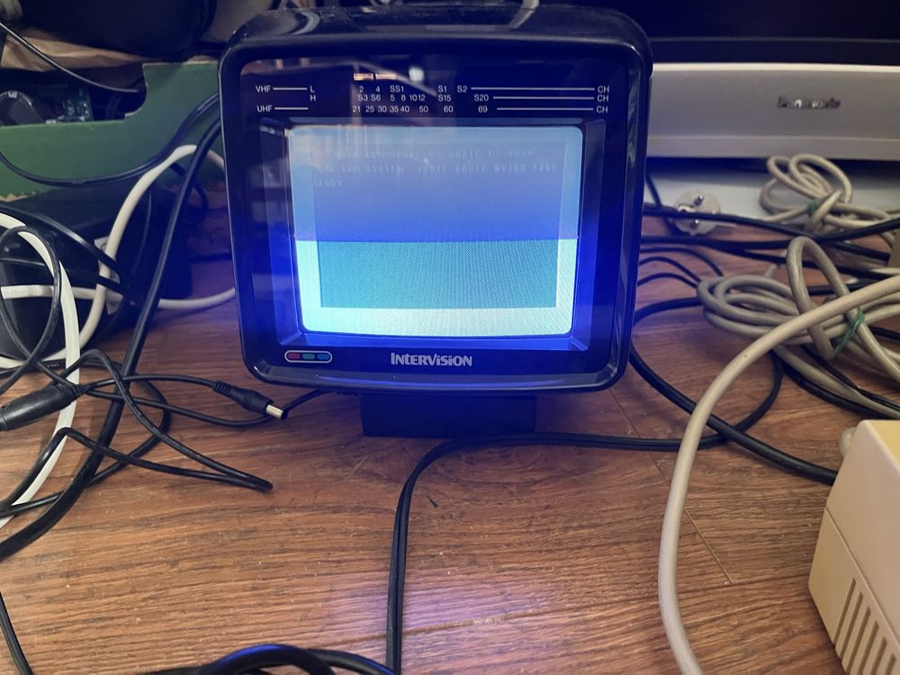 Commodore c128, stacja 1571 dwustronna, zasilacz,  joystick, monitor