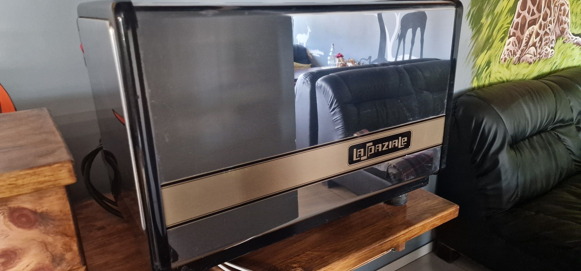 Продам кофемашину профессиональную La Spaziale