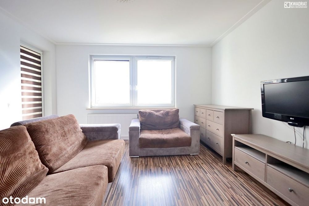 48m2, 2 pokoje, 2011 rok, klimatyzacja,