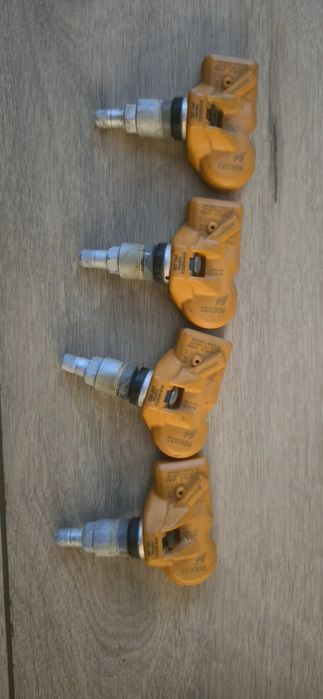 Czujniki TPMS monitorują ciśnienie w oponach