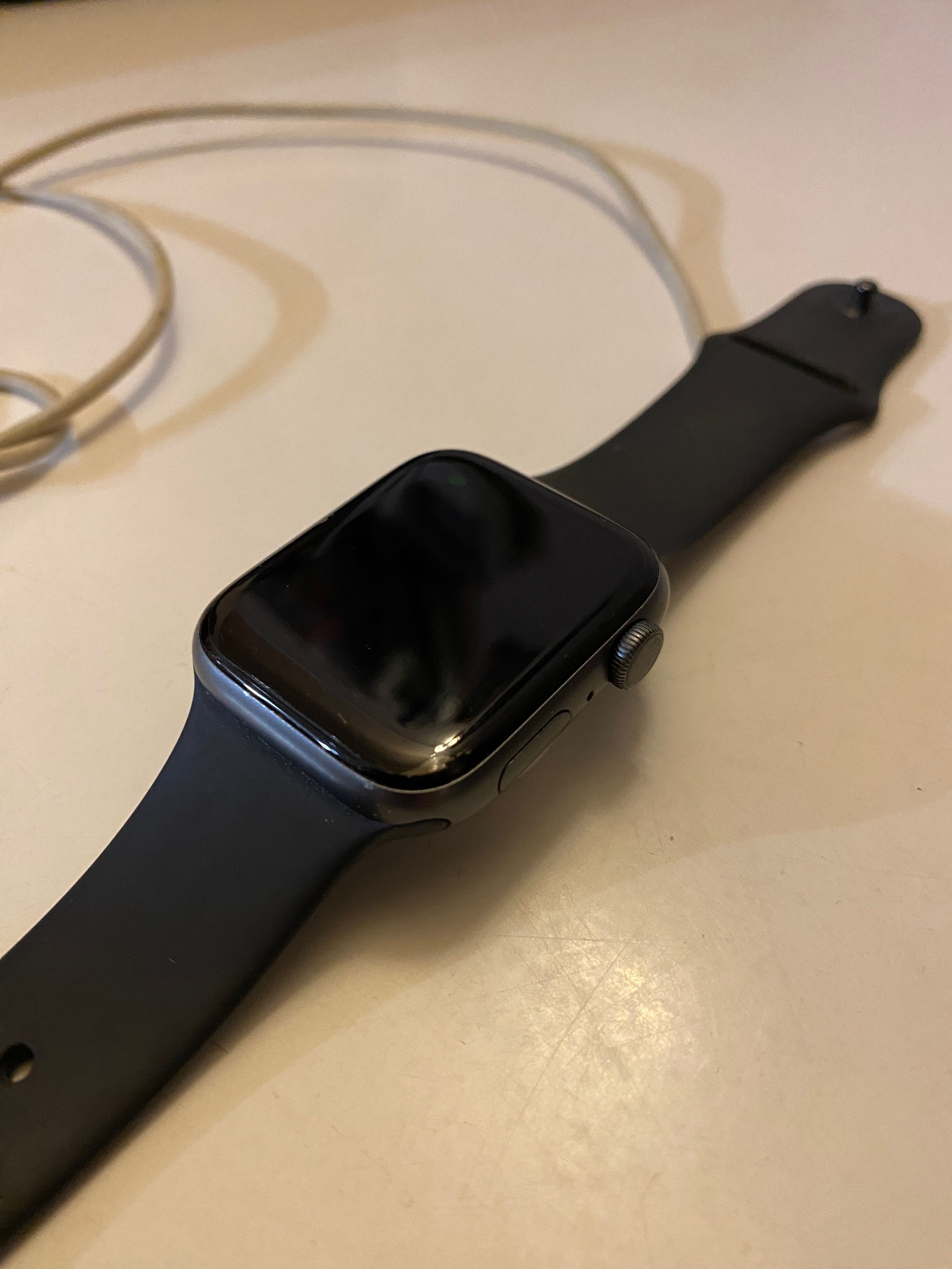 Apple Watch 4 se 44mm