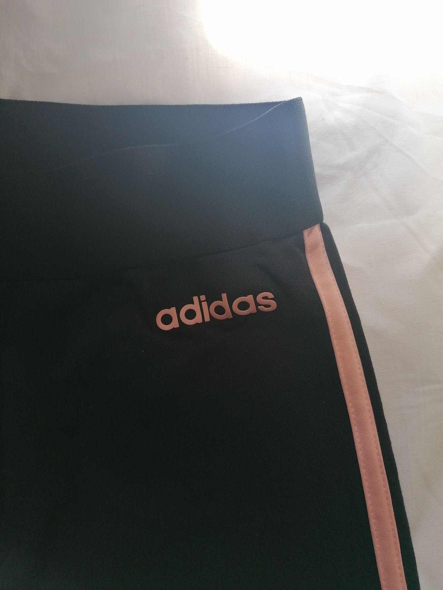 Spodnie/legginsy marki adidas, rozmiar XS