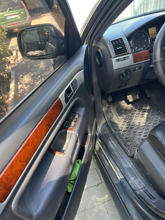 Продам Wolkswagen Touareg