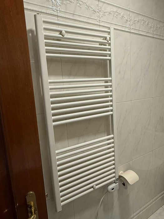 Toalheiro elétrico (como novo)