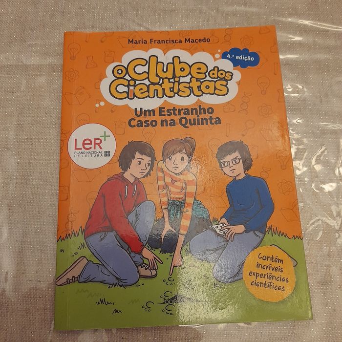 Livro "O Clube dos Cientistas"