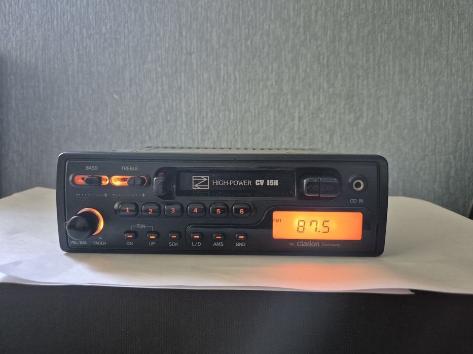 Unikatowe radio Clarion CV 15H wyjście aux