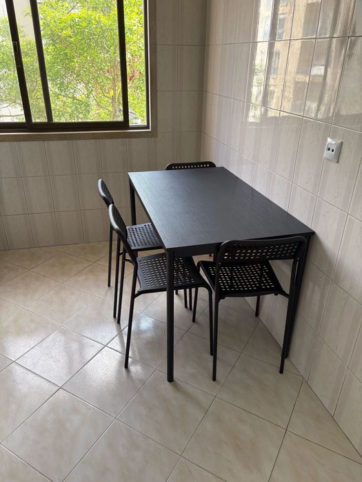 Arrendo quarto solteiro