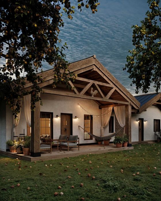 Продається котедж з правом власності на землю .