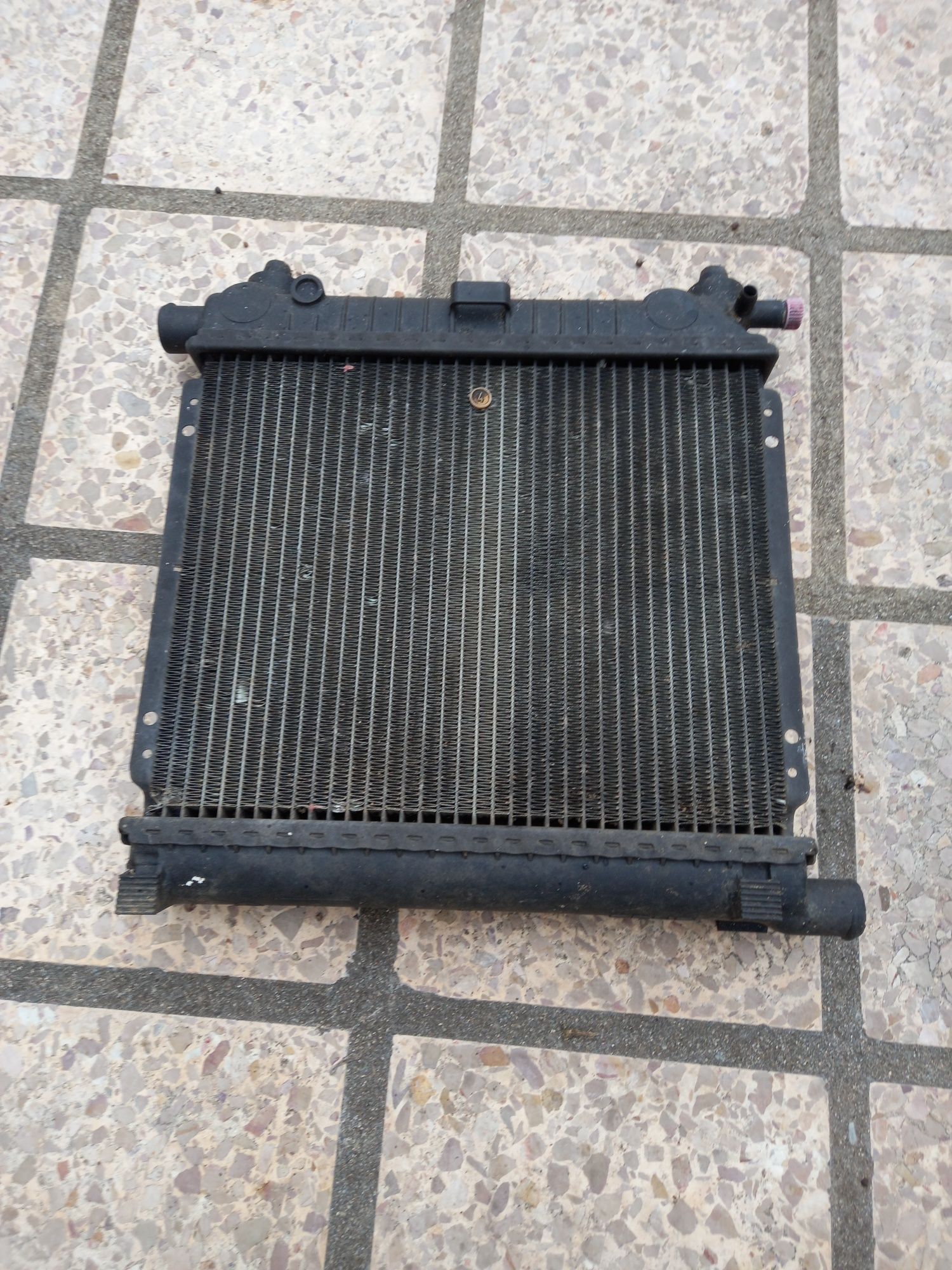 Radiador de mercedes 190 a gasolina