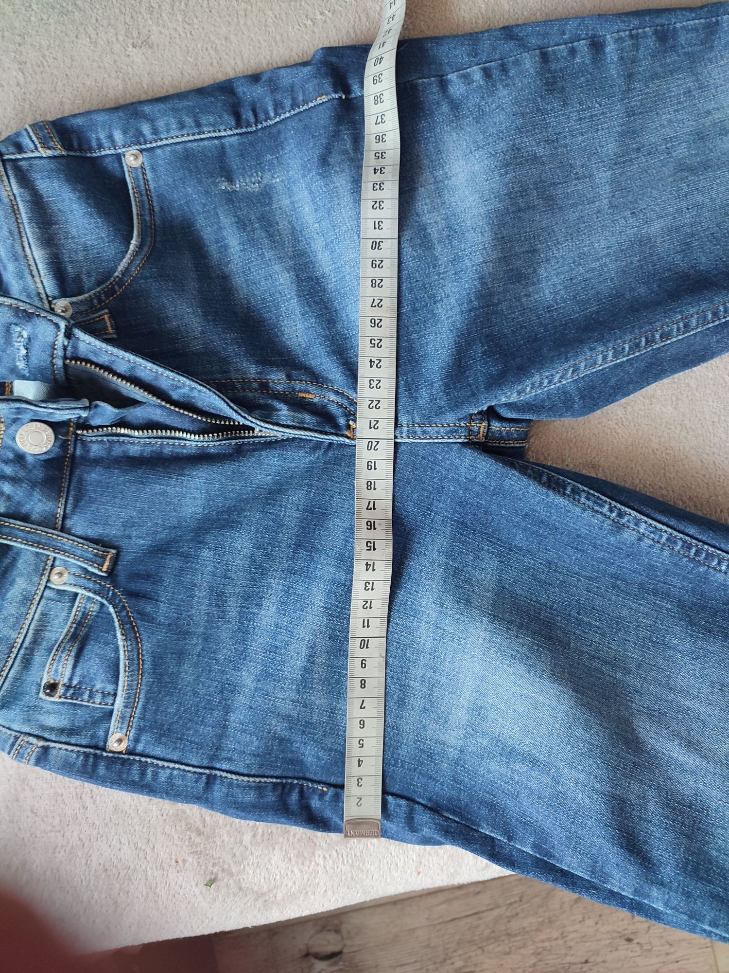 Jeansy Calvin Klein rozm XS W 25